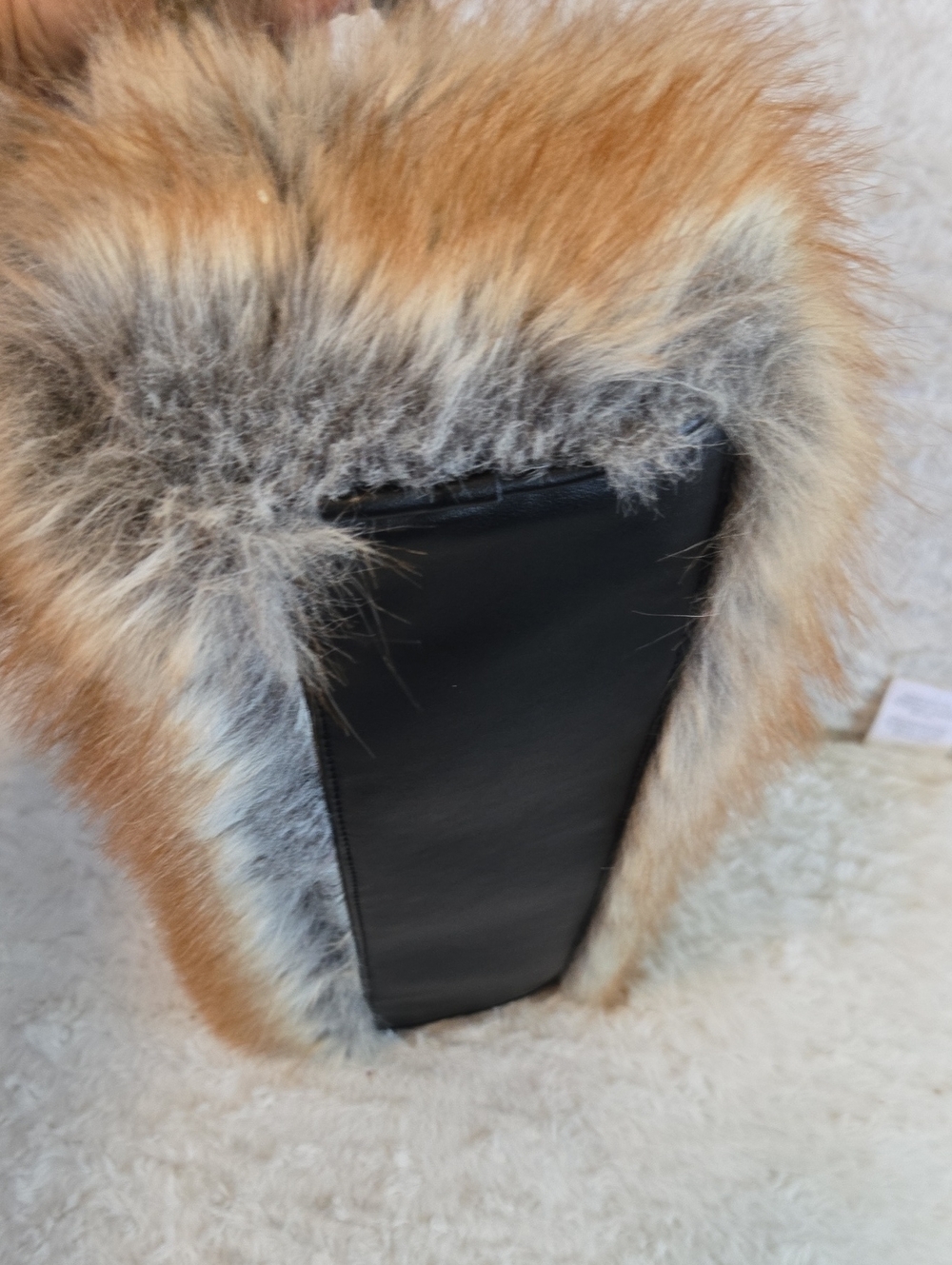 Ed Hardy Faux Fur Shoulder Bag in Tan/Black NWOT - Picture 10 of 10